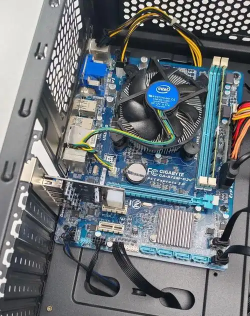 PCI-E接口可以接哪些设备？