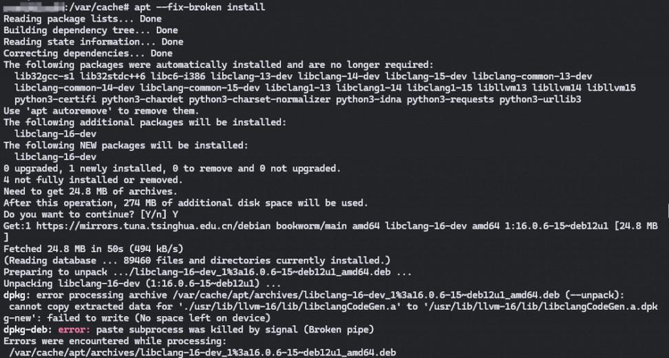 如何通过持续监控 Debian 系统分区状态来有效预防数据丢失风险？