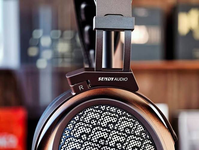 有没有适合Rails应用的移动端长尾词音频播放器推荐？