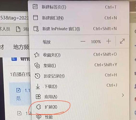 如何用PHP实现在线视频播放功能，支持多种视频格式和流畅播放？