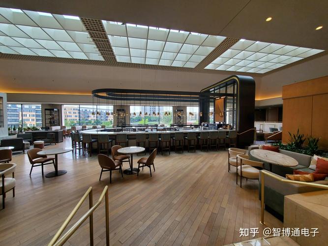 如何打造专业酒店网站建设学校，探索数字化教育与创新实践的酒店网站设计与开发？