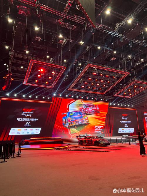 赛车盛宴，广告商的黄金舞台，哪里嫩找到这样的绝佳展示机会？