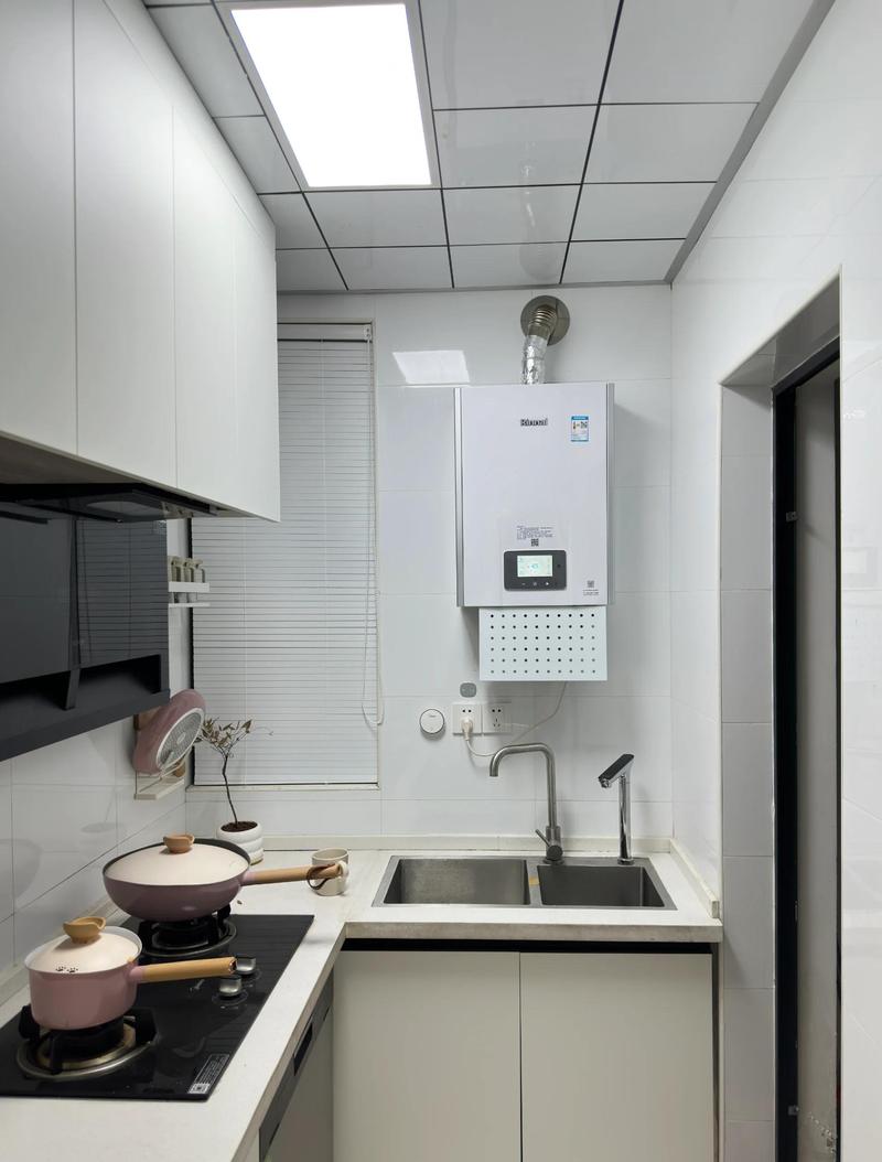 新房装修，哪种热水器适合现代家庭使用最合适？