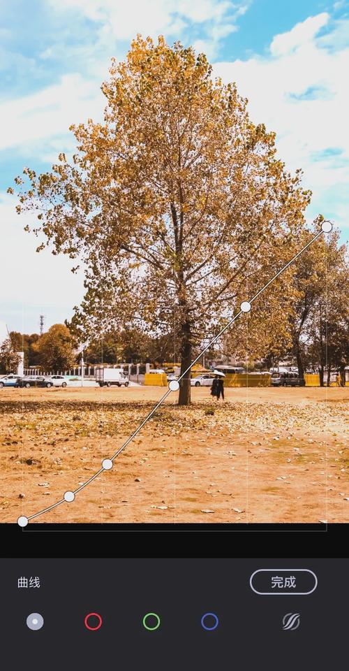 如何通过Unity3D中的旋钮控制实现长尾词效果来调整灯光亮度与色彩？