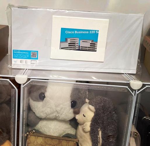 计算机更新换代最快的是什么设备？