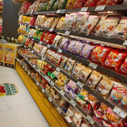 三只松鼠作为网络营销新标杆，其成功模式是否值得其他品牌借鉴？