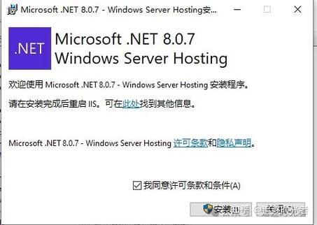 如何在ASP.Net Core中实现分布式缓存，以应对大规模高并发场景下的长尾请求优化？