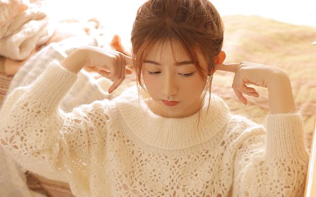 什么是CommonJs模块和Es Module模块，它们之间有哪些区别？