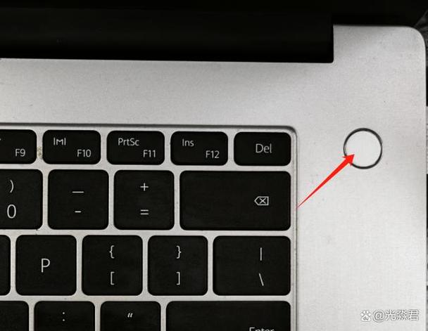 win7系统电脑死机时应该按哪三个键来重启？