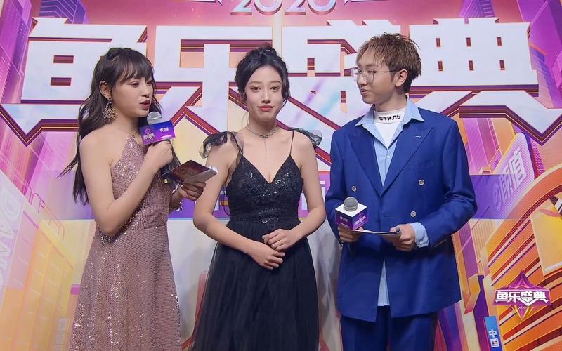 斗鱼盛典之观之二中，有哪些精彩瞬间或亮点值得反复回味？