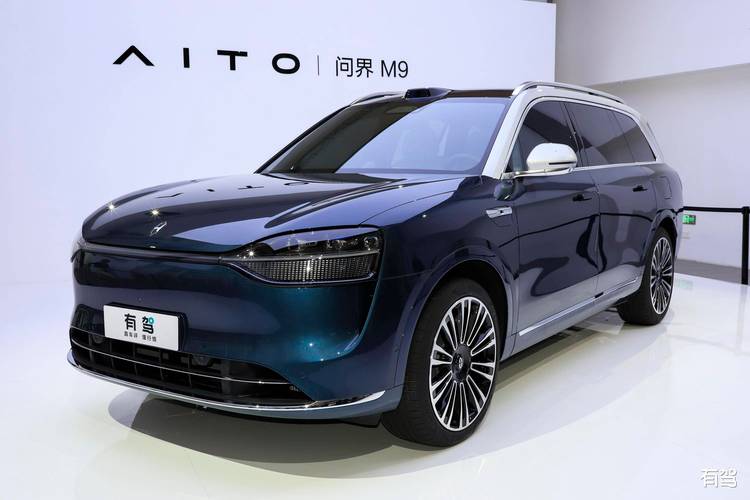 赛力斯问界M9智能功能过度，为何用户纷纷投诉不满？