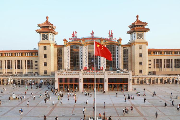 我国有哪些带独立门的火车站？