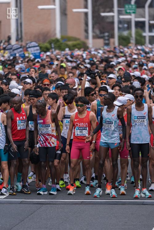 力扣第284场周赛是哪一场比赛？