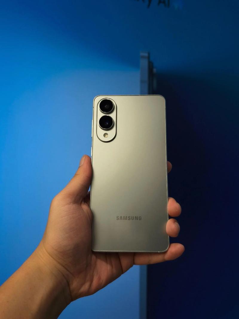 有哪些最新款超薄超轻手机推荐？