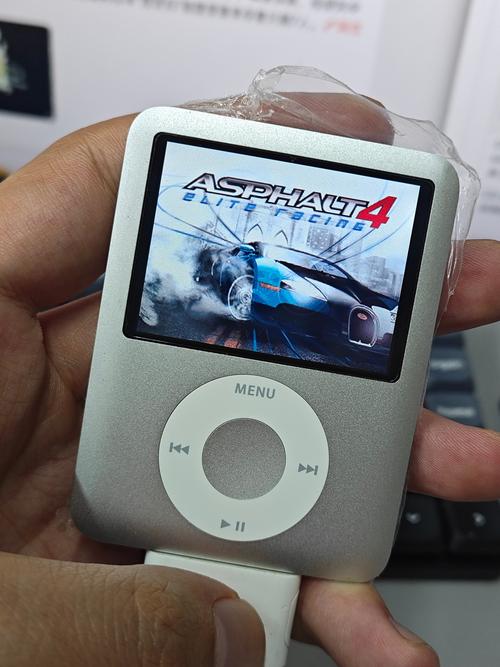 iPod通常用于哪些日常娱乐活动？