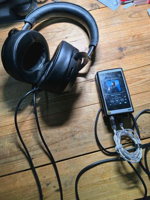 耳机放大器究竟有什么神奇之处，能让音质提升如此显著？