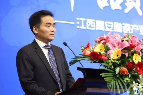 高安陶瓷产业全球战略新闻发布会在佛山召开，将如何引领陶瓷行业未来发展趋势？