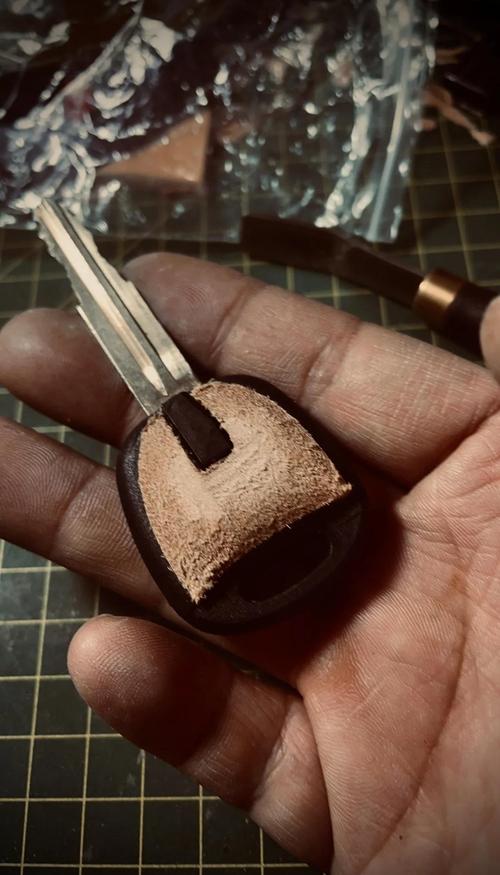 在Lua代码中如何提取特定价值中的隐藏钥匙？