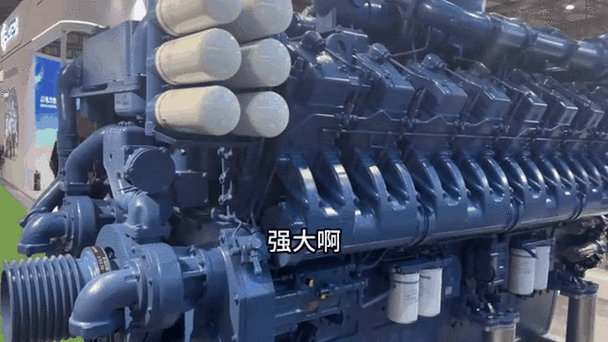 发电机组动态数据库具体包含哪些详细信息？