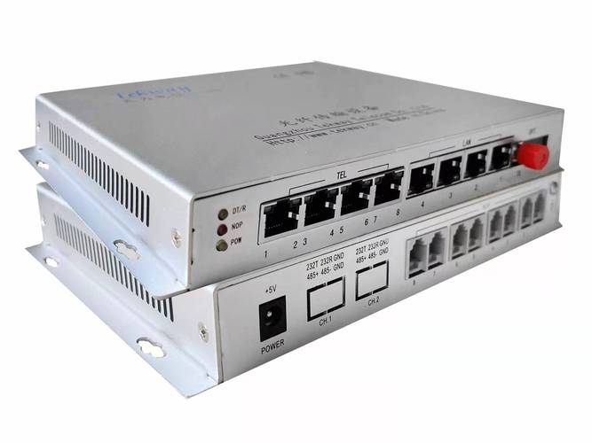 这种基于光学原理的数据存储设备叫什么？