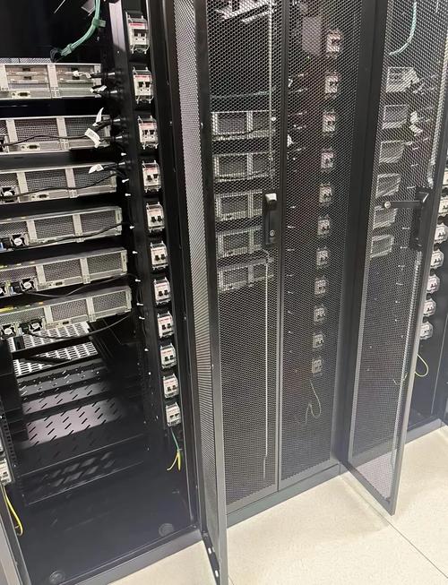 租用服务器，如何挑选高性价比的方案才是最佳选择呢？