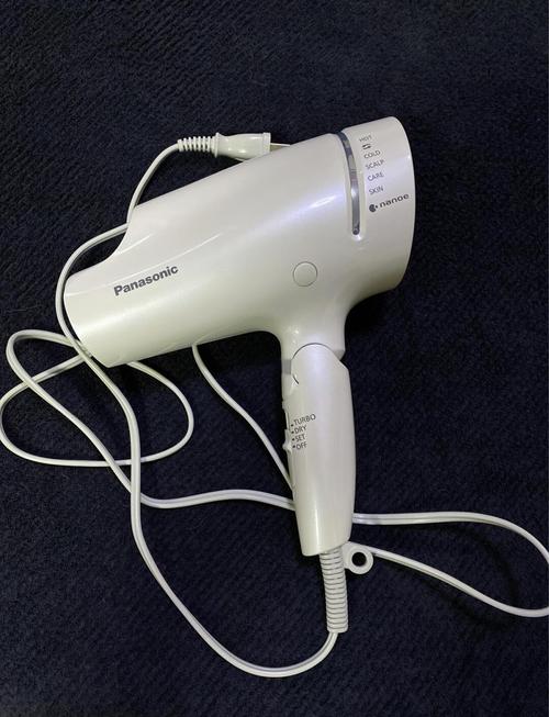 松下电吹风哪一款性价比高且好用，适合日常使用？