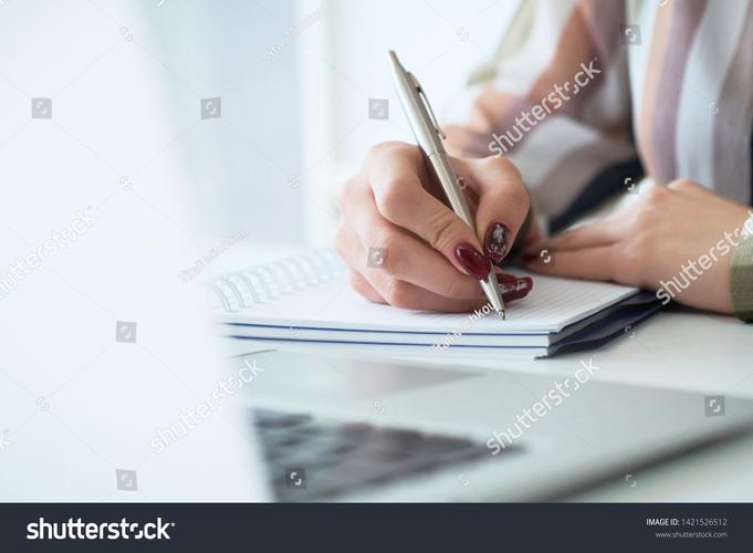 What is the best web note-taking tool for organizing digital notes efficiently?