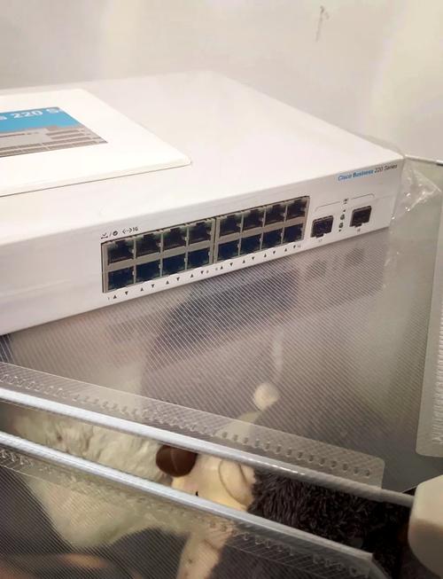 计算机更新换代最快的是什么设备？