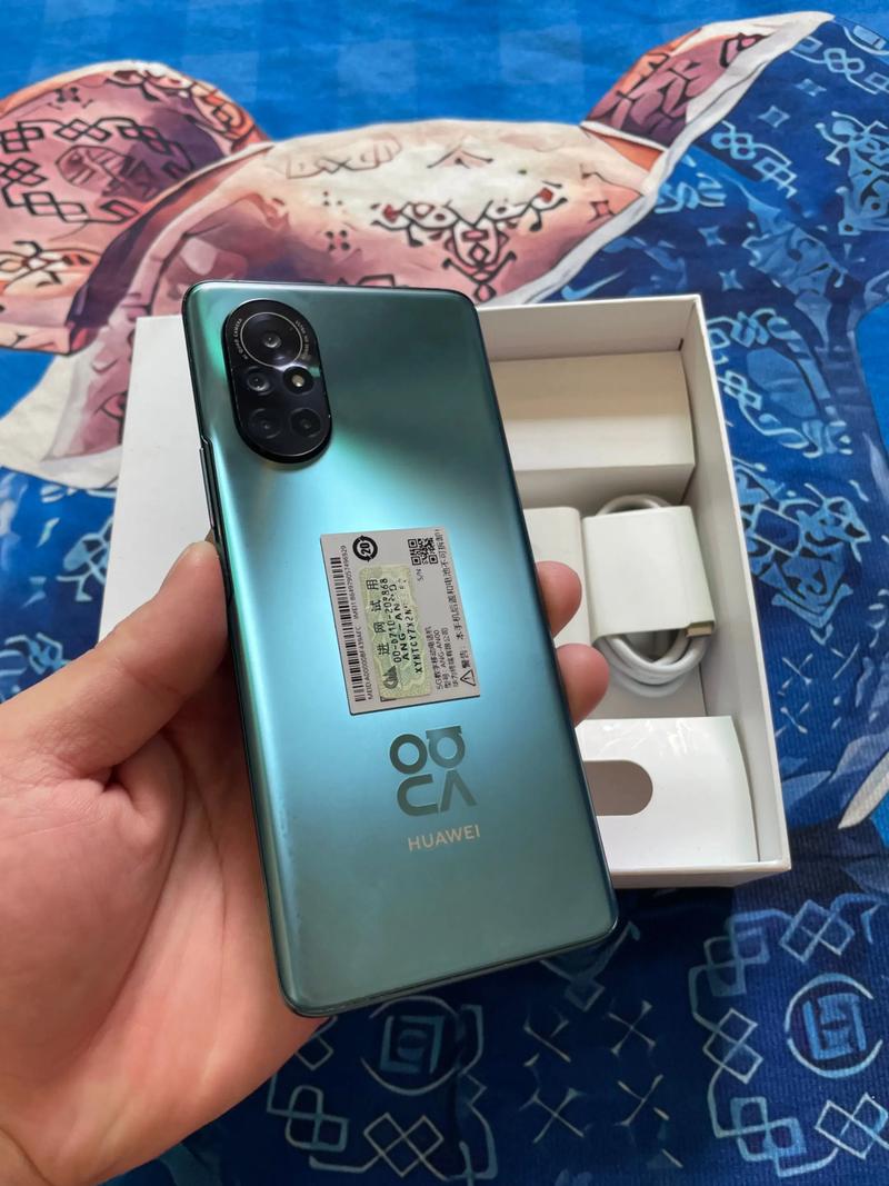 华为手机8 256指的是什么，它与手机闪存和内存有何区别？