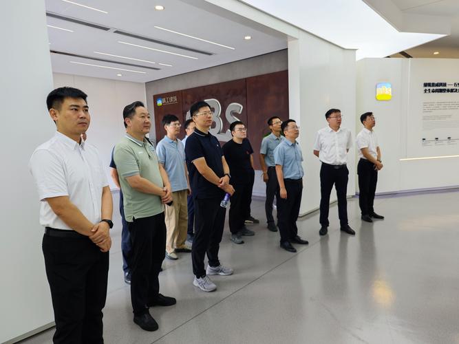 临安网站建设师傅，想加入打造数字门户精英建筑公司团队吗？