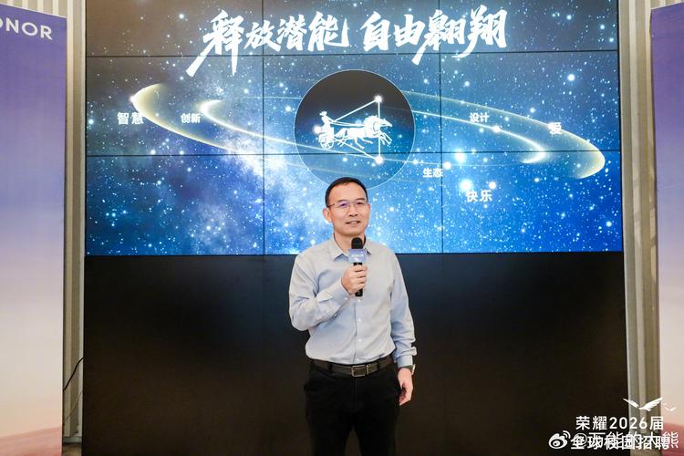AI Talk创始人梁宇淇，如何构建连接虚拟与现实的桥梁？