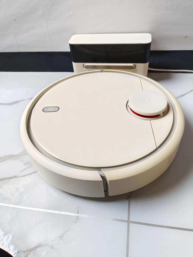 市面上口碑最好的智能扫地机器人是哪一款？