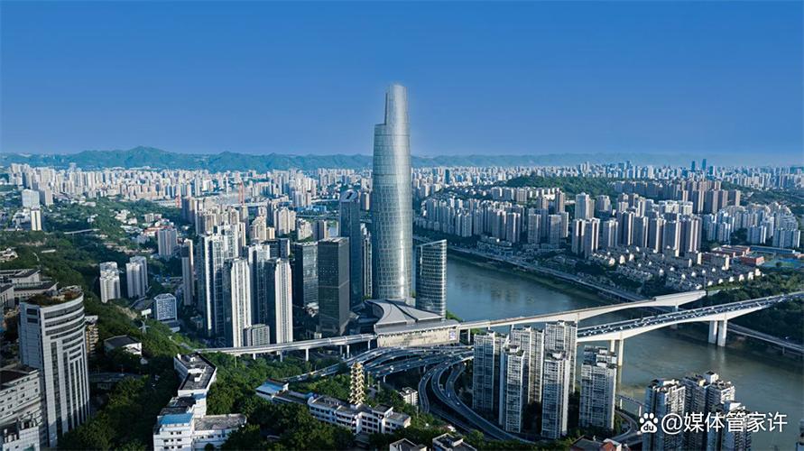 渝中区专业性网站建设如何深度聚焦服务业发展，助力产业升级？