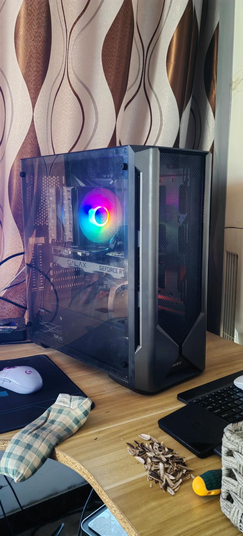 有没有性价比高的游戏电脑主机推荐，适合预算有限的玩家？