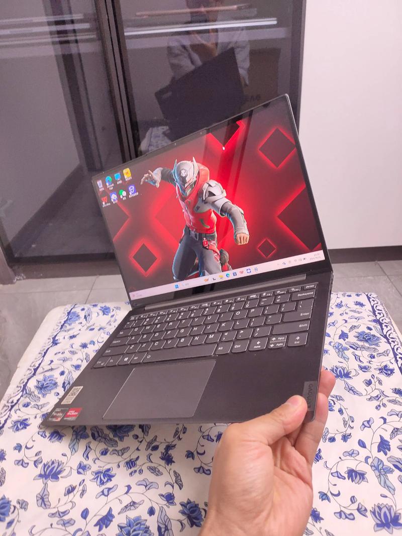 有没有推荐超长续航又轻薄的yoga13笔记本电脑配置参数？