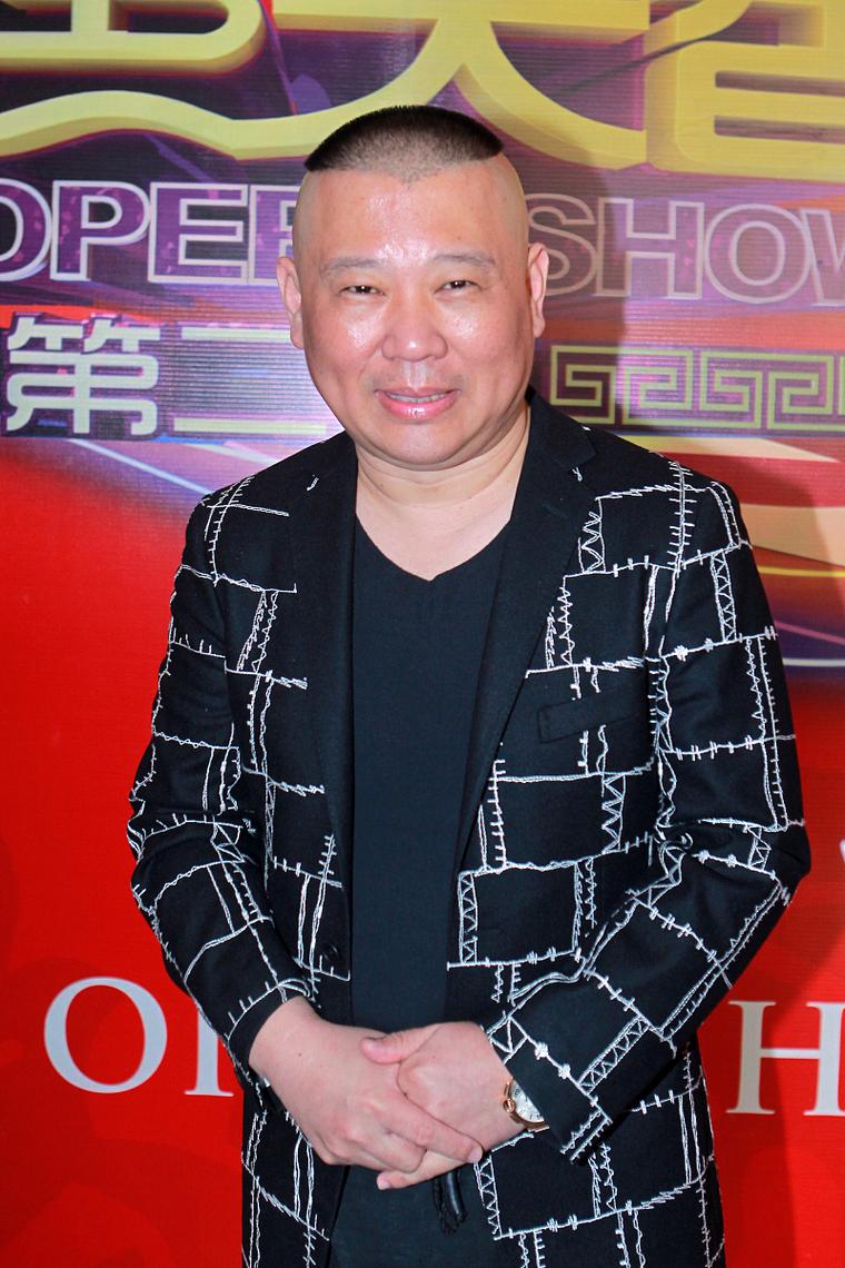 郭德纲如何巧妙应对示弱不逞强引发的公关危机？