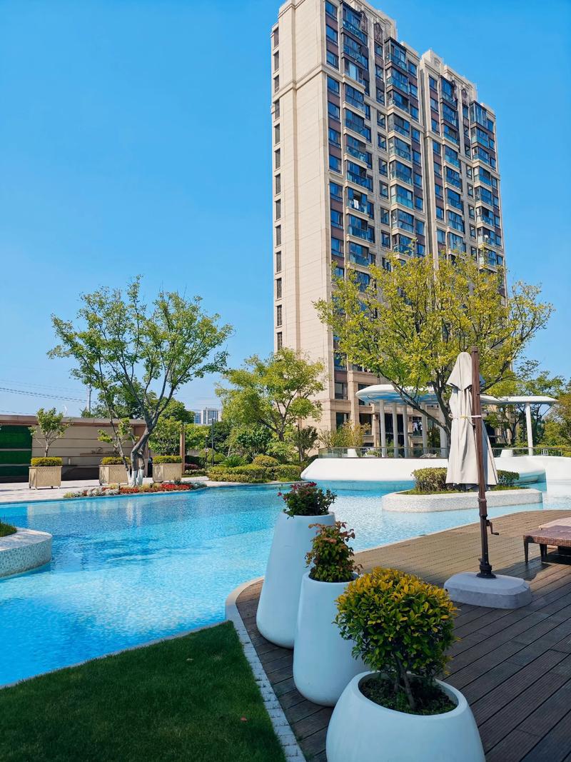 龙子湖畔地产，宜居佳选，这样的房子哪里找？