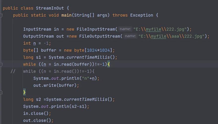 如何运用Java的IO函数进行复杂文件读写及数据流操作技巧？