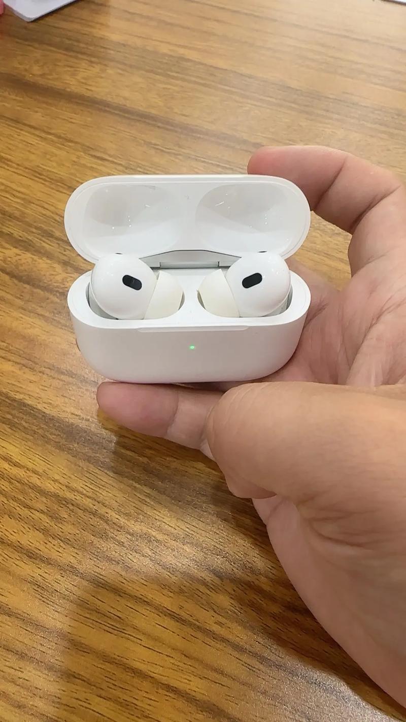 苹果AirPods Pro 2无线耳机性价比高吗？值得购买吗？