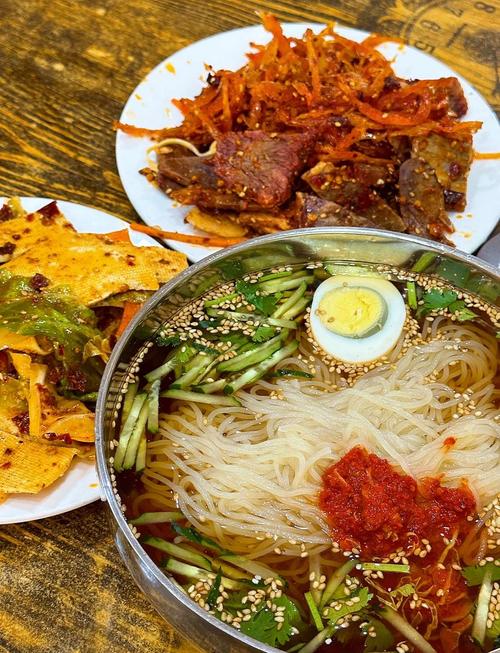 鸡西本地有哪些特色美食优惠套餐推荐？