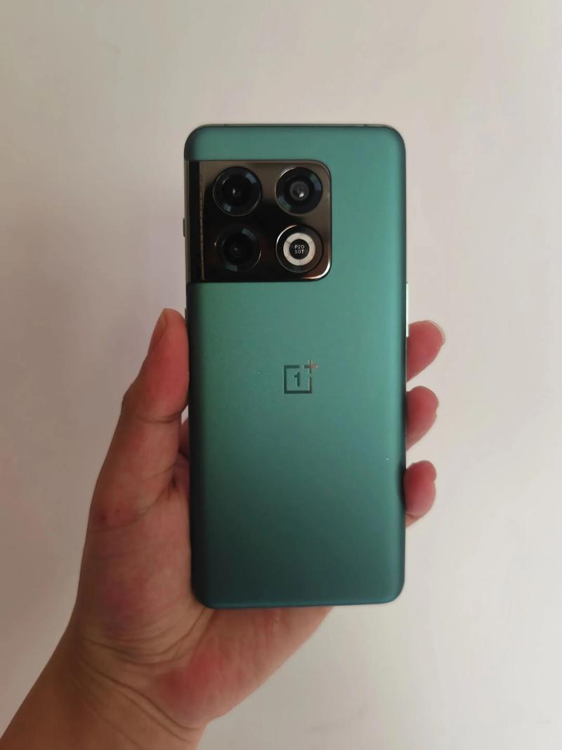 一加10手机性价比高吗？这款手机值得入手吗？