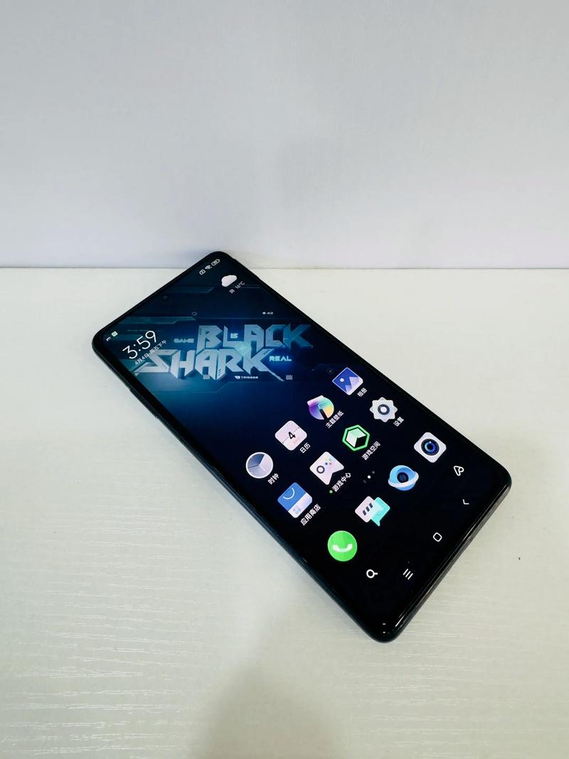 黑鲨5pro手机值得购买吗？这款手机有哪些亮点和不足？