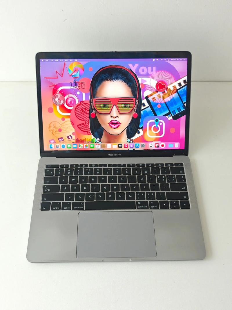 MacBookPro 16寸新款屏幕售价18999元起，这款悄悄上市的苹果笔记本真的值得入手吗？