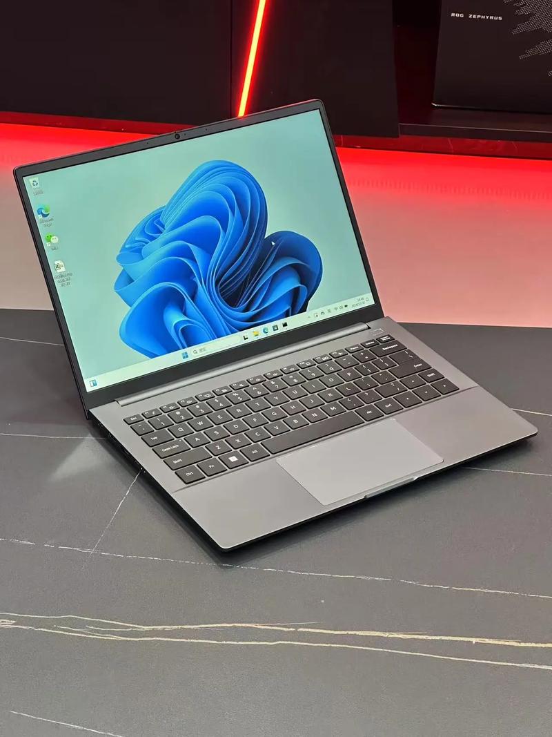 哪款万元笔记本性价比高，适合设计师使用？