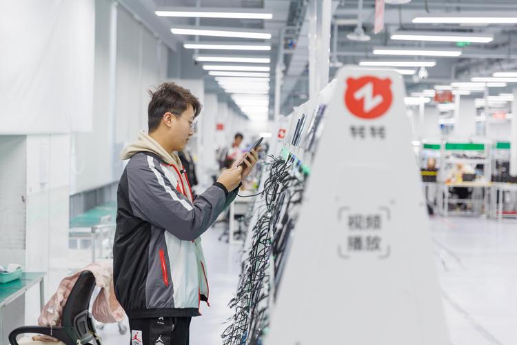 二手电商如何应对挑战并成功转型？