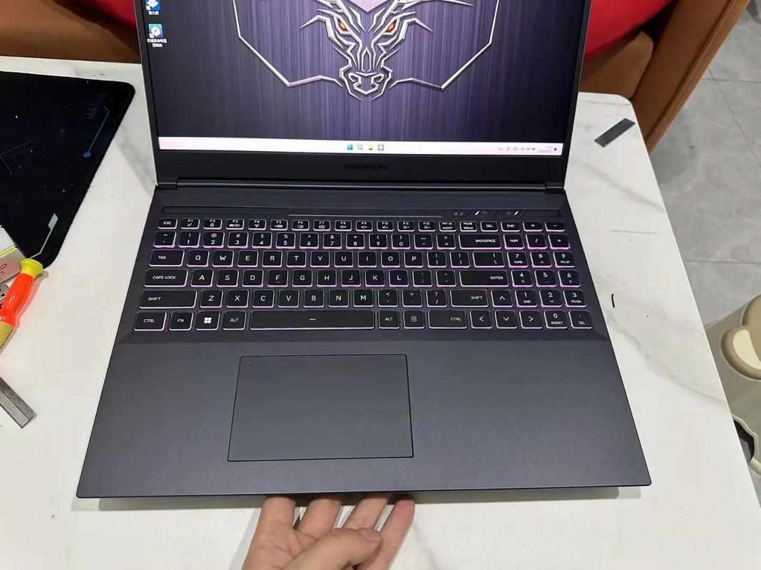 这款机械革命RTX4060游戏本5999元起，香到没朋友，是不是性价比之王？