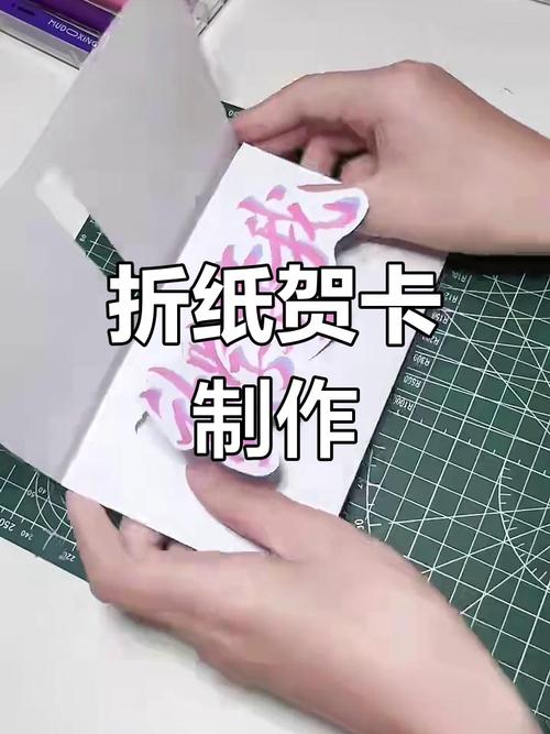 如何用Vue制作带折角的卡片组件？