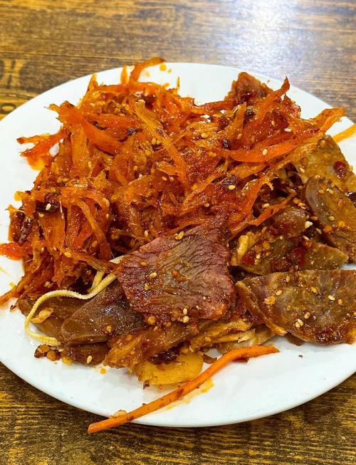 鸡西本地有哪些特色美食优惠套餐推荐？