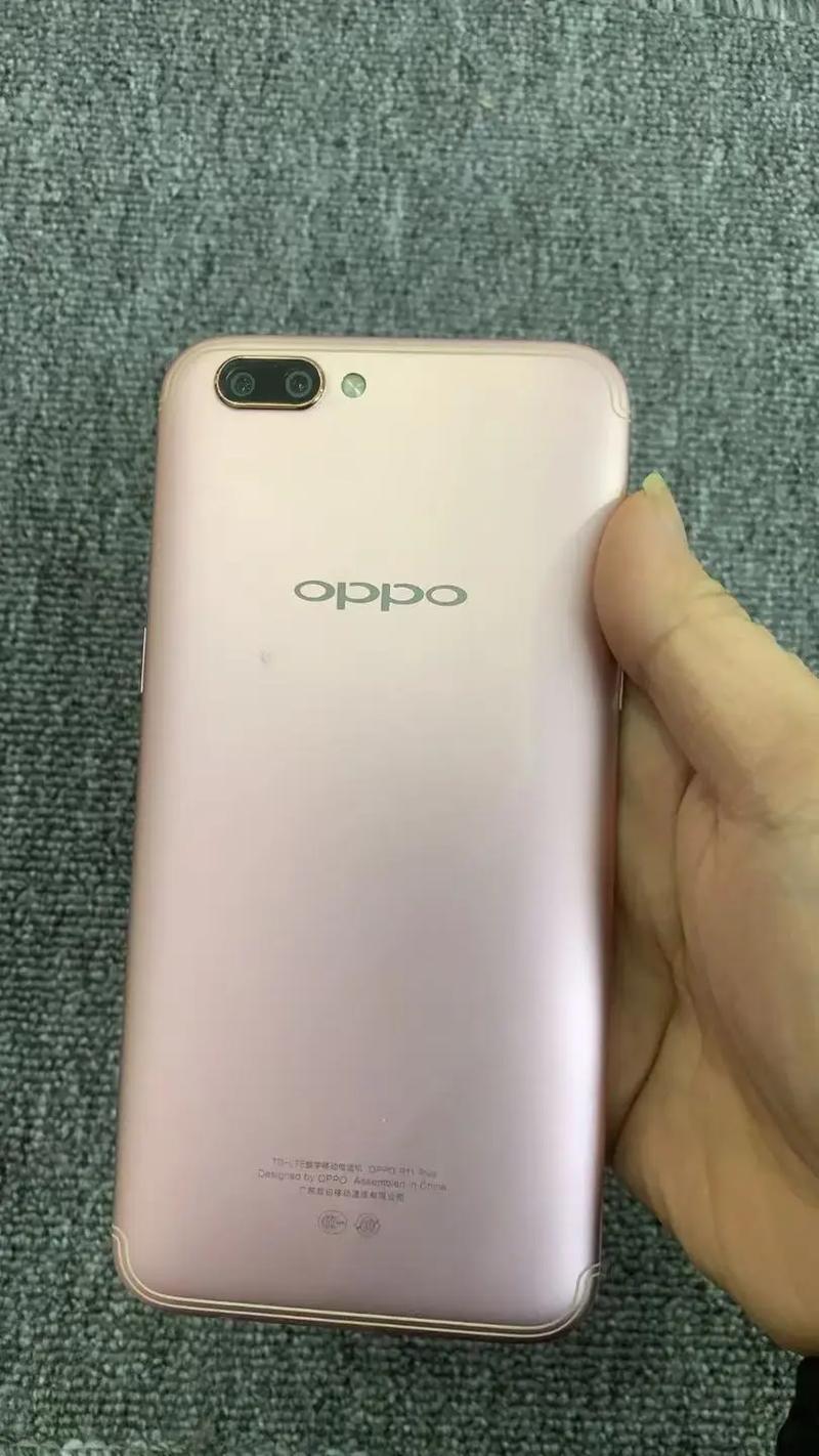 OPPO R11s和R11s Plus哪个版本性价比更高，价格是多少？