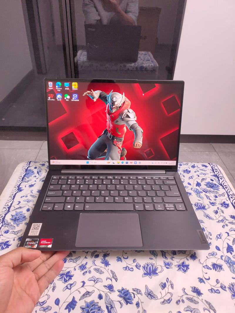 有没有推荐超长续航又轻薄的yoga13笔记本电脑配置参数？